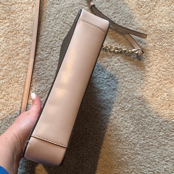 MK crossbody - Picture 6 of 8